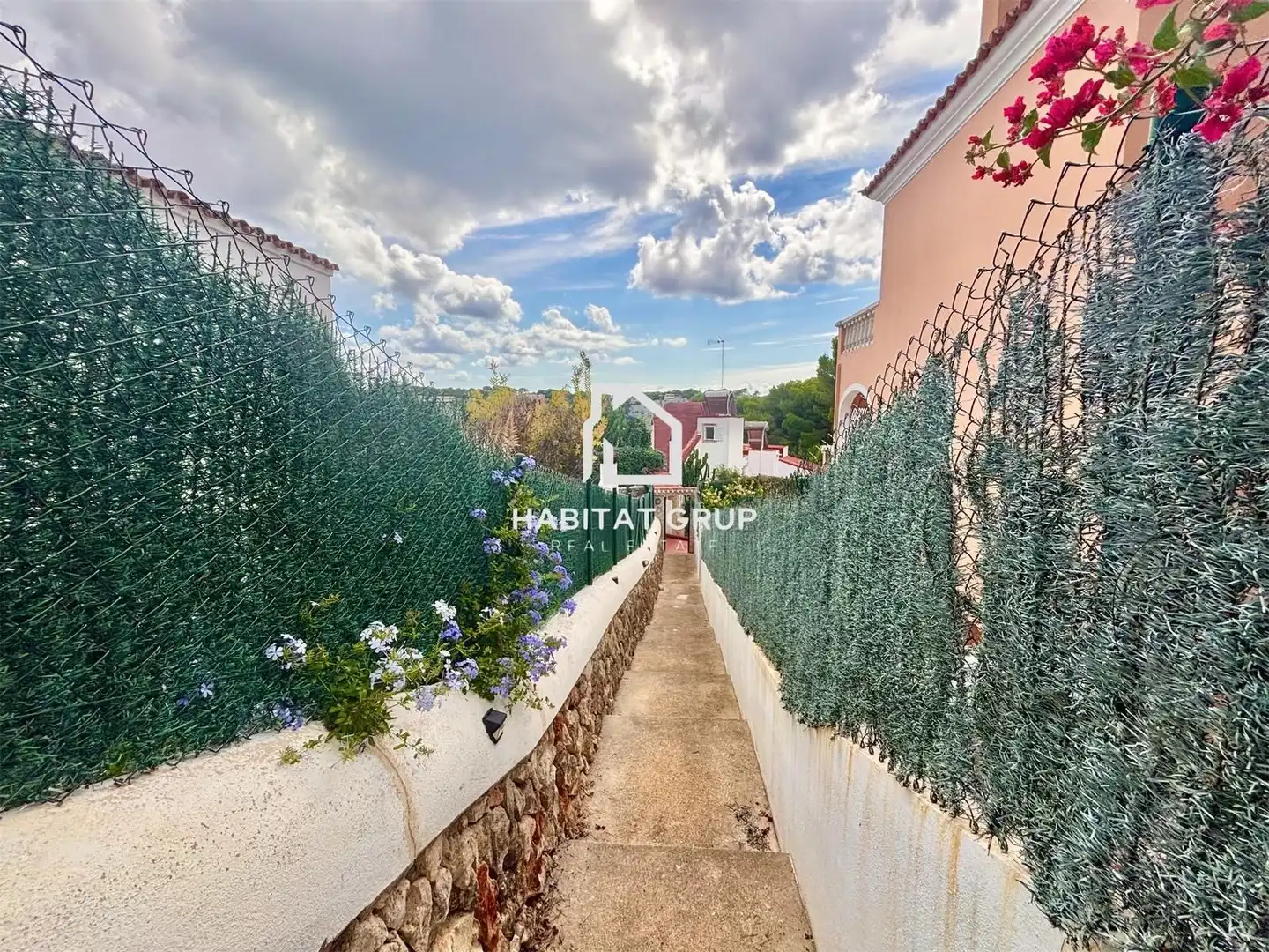 Vista exterior de Dúplex en venta en Ciutadella de Menorca con Aire acondicionado, Calefacción y Jardín privado