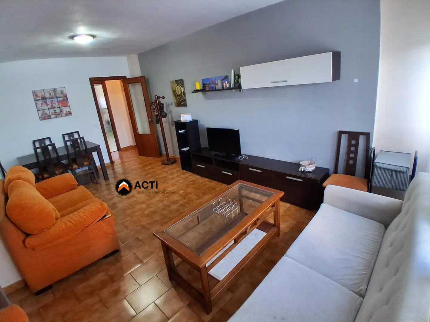 Sala de estar de Piso de alquiler en Cáceres con Aire acondicionado, Terraza y Amueblado
