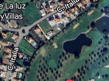 Terreno residenziale in vendita a Calle ITALIA