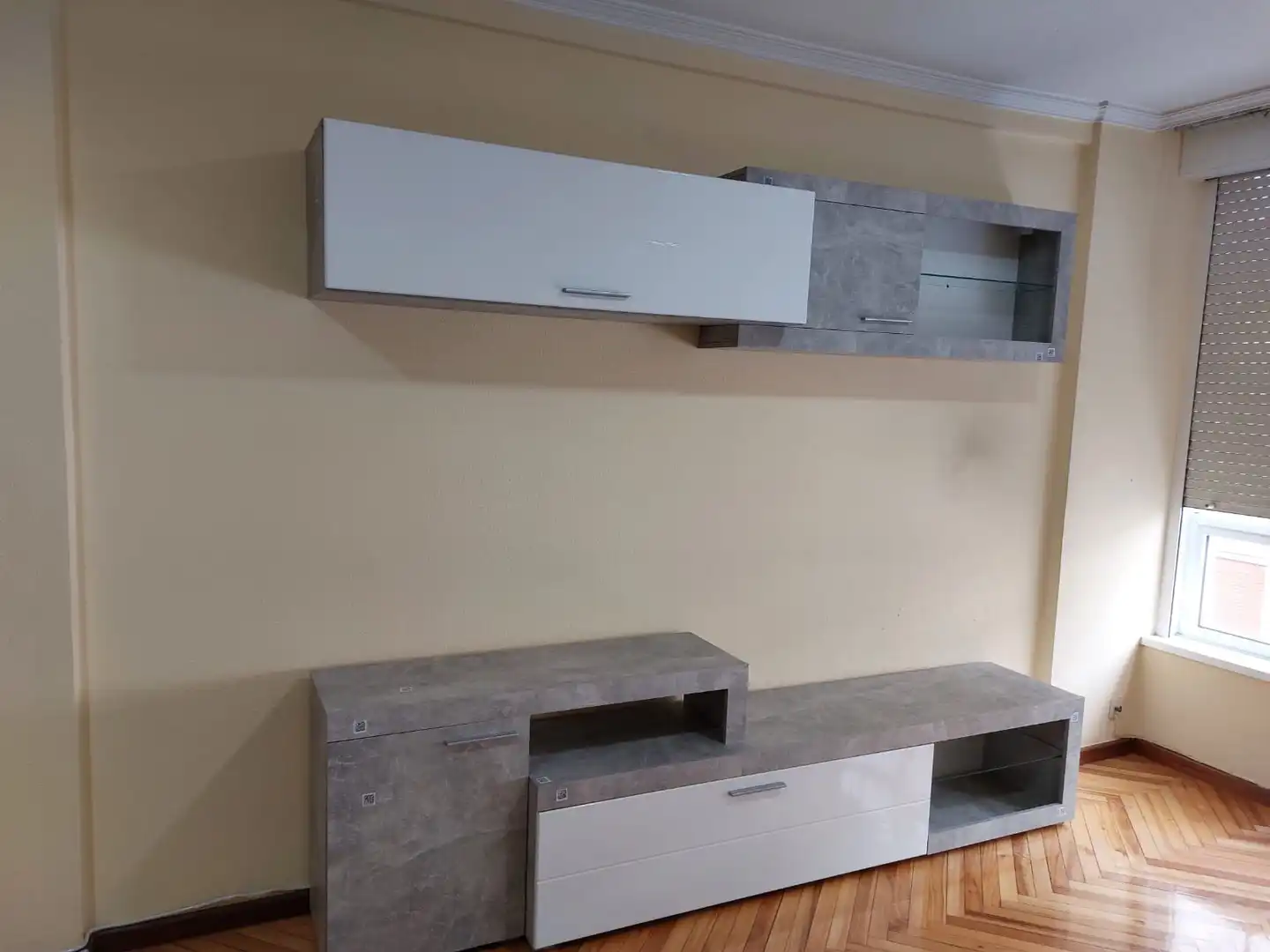 Living room of Flat for rent in Santiago de Compostela   with Heating, Furnished and Oven