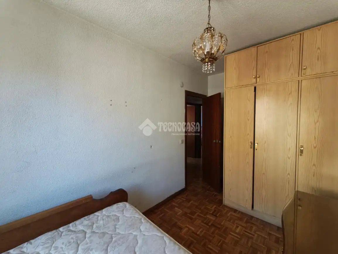 Habitación de Piso en venta en Madrid con Calefacción y Terraza