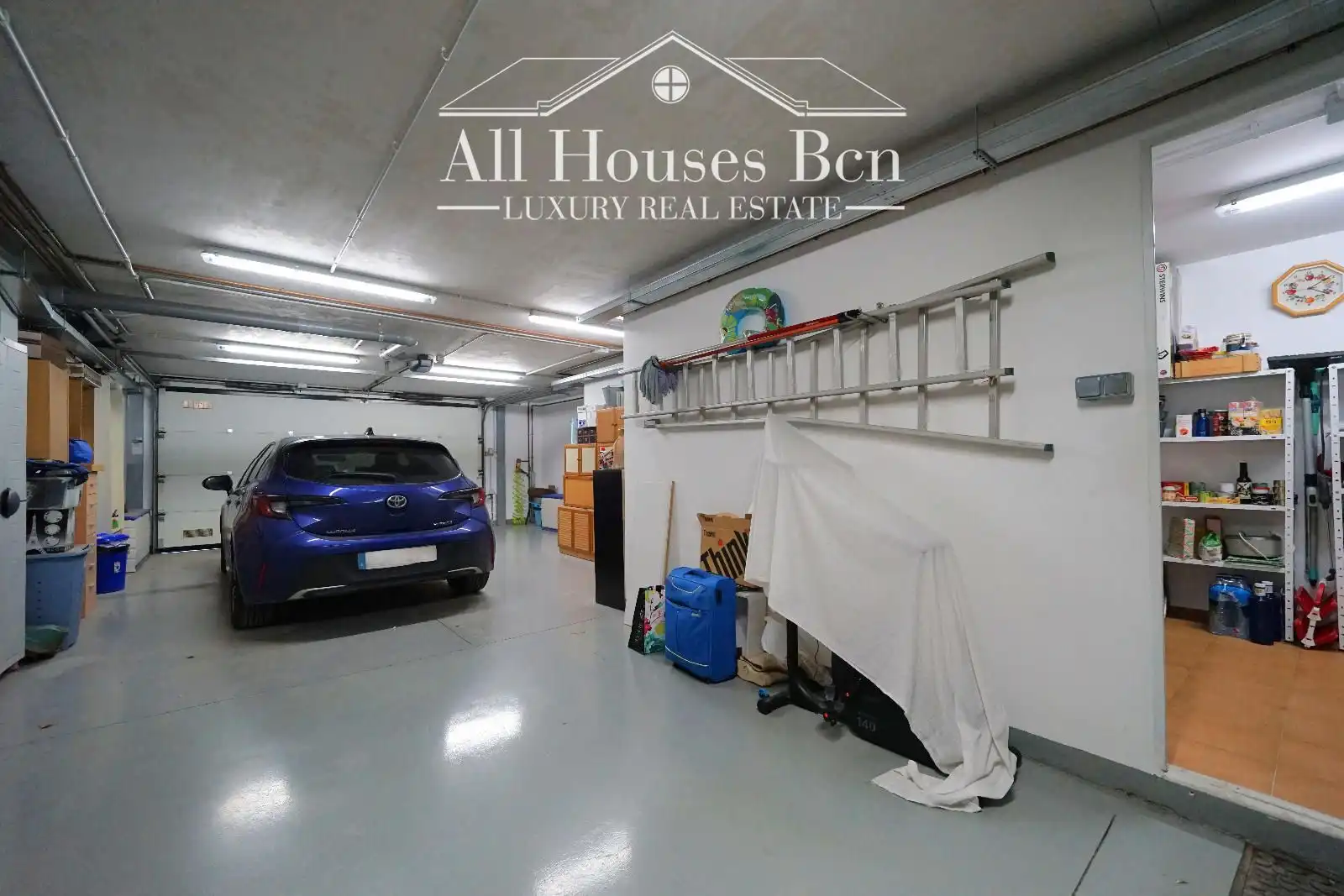 Parking of Detached homes for sale in Sant Quirze del Vallès  with Air Conditioner, Heating and Private garden
