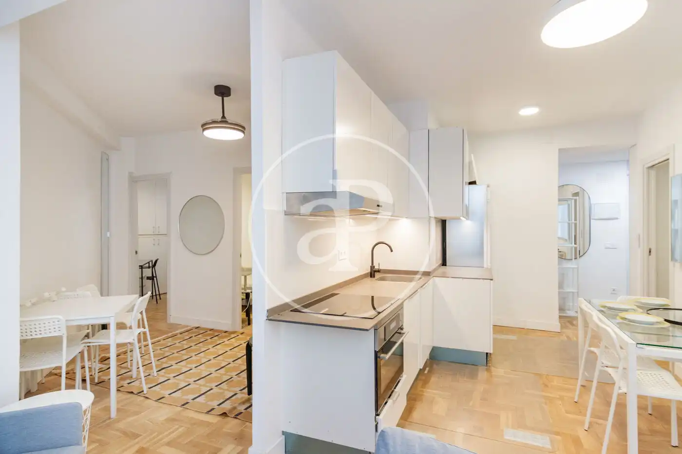 Piso en venta en C. de Sánchez Barcáiztegui, Pacífico