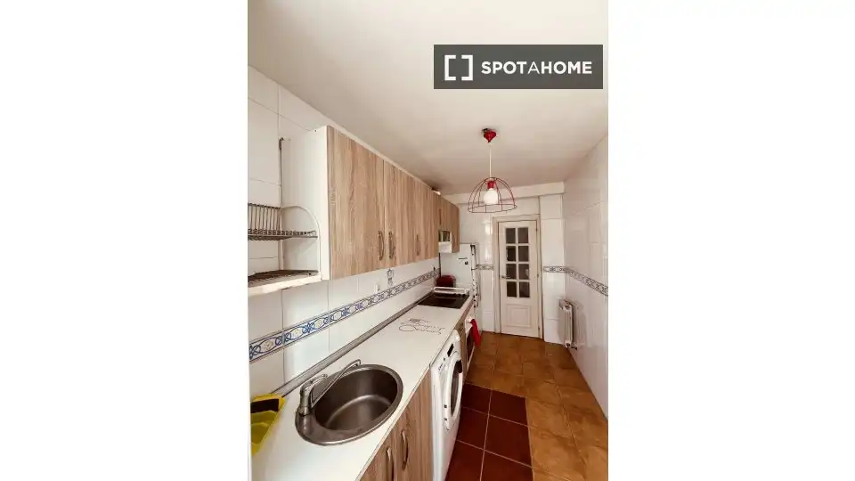 Cocina de Apartamento para compartir en Zaragoza con Aire acondicionado, Calefacción y Terraza