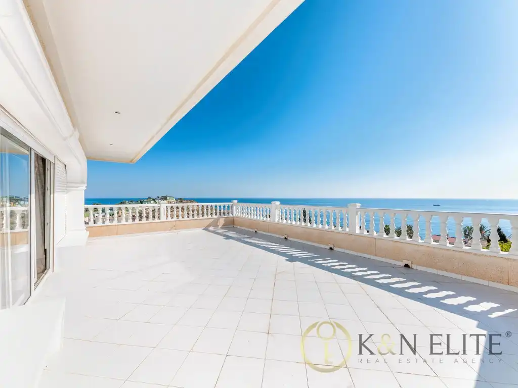 Casa amb piscina en venda a Playa de San Juan - El Cabo de las Huertas, imagen 13