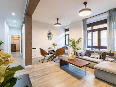 Flat with lift for sale in Calle CORTES
