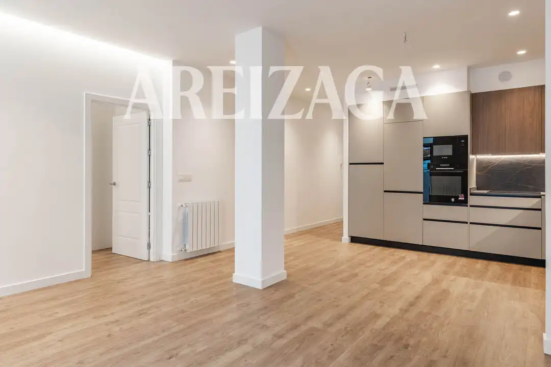 Flat for sale in Donostia - San Sebastián   with Heating, Terrace and Balcony