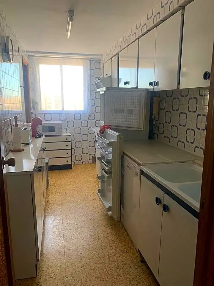 Cuina de Apartament de lloguer en Benicasim / Benicàssim amb Aire condicionat, Terrassa i Moblat