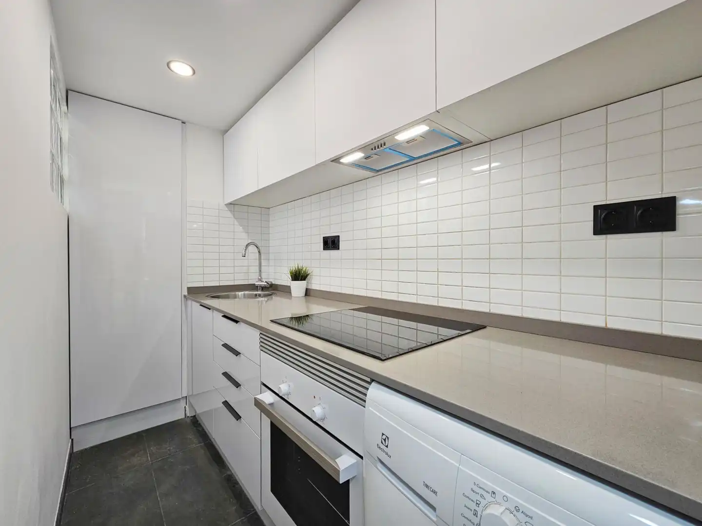 Küche von Wohnung zum Verkauf in Barcelona mit Heizung und Terrasse