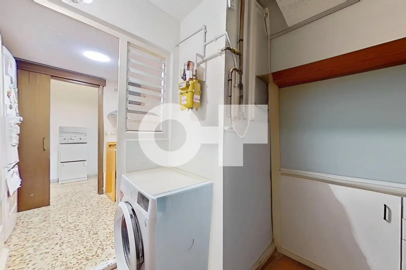 Cuina de Apartament en venda en Cerdanyola del Vallès amb Aire condicionat, Calefacció i Terrassa