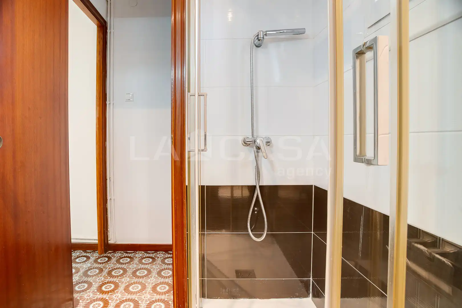 Bathroom of Attic for sale in L'Hospitalet de Llobregat  with Terrace