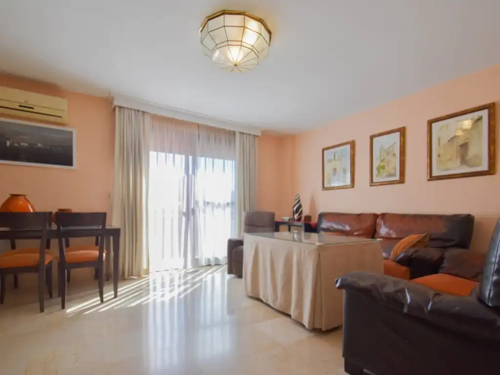 Sala de estar de Dúplex en venta en Granada con Piscina