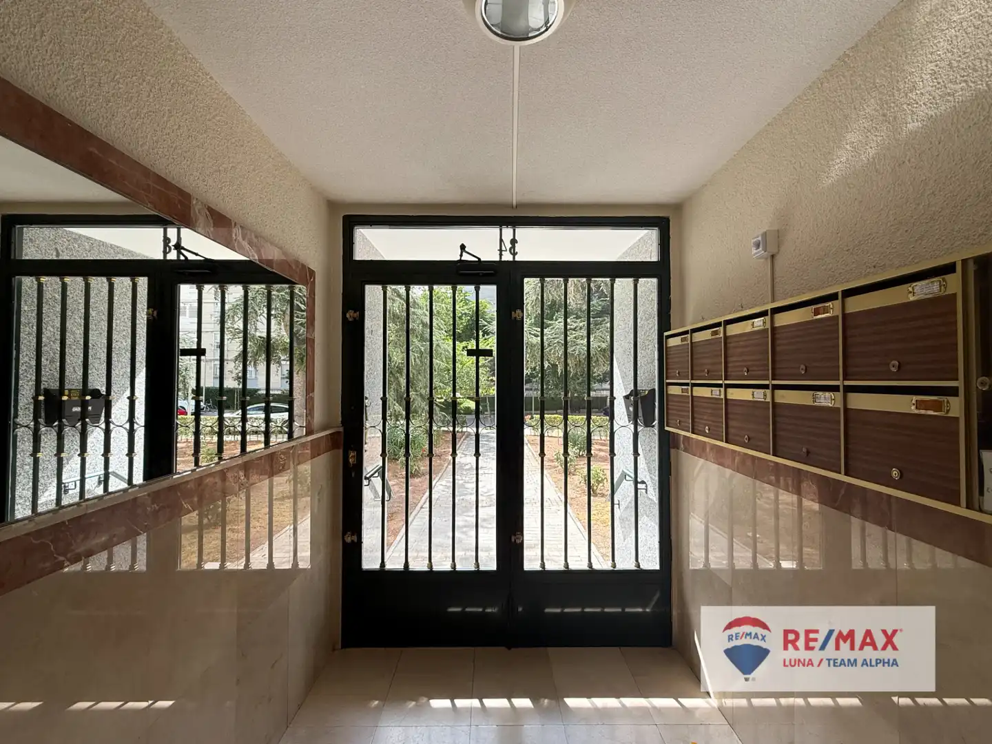 Flat with garden for sale in Calle del General Cadenas Campos 34, imagen 20