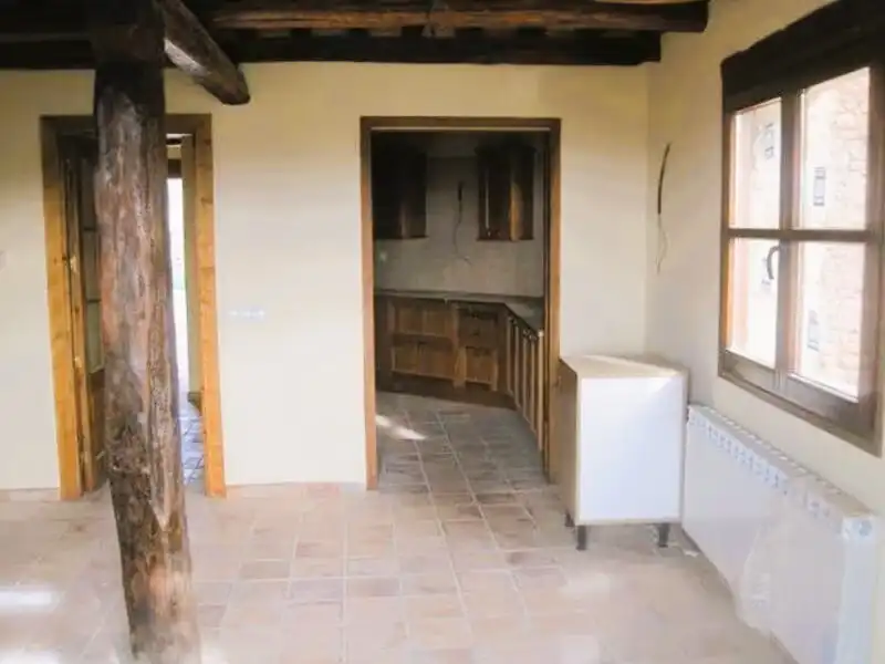 Cuina de Casa o xalet en venda en Sarroca de Bellera amb Jardí privat i Alarma