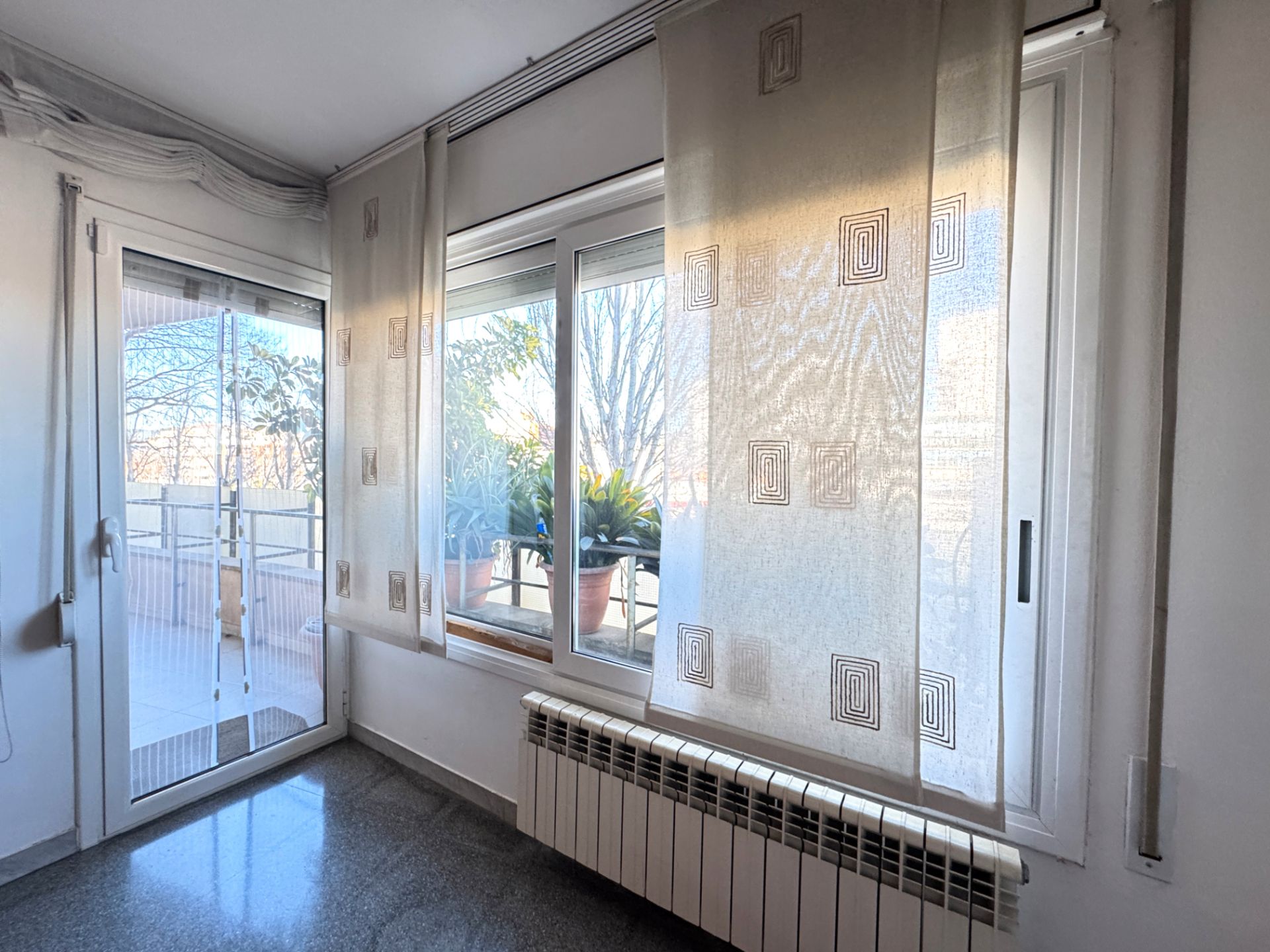 Dormitori de Pis en venda en Terrassa amb Aire condicionat, Calefacció i Moblat