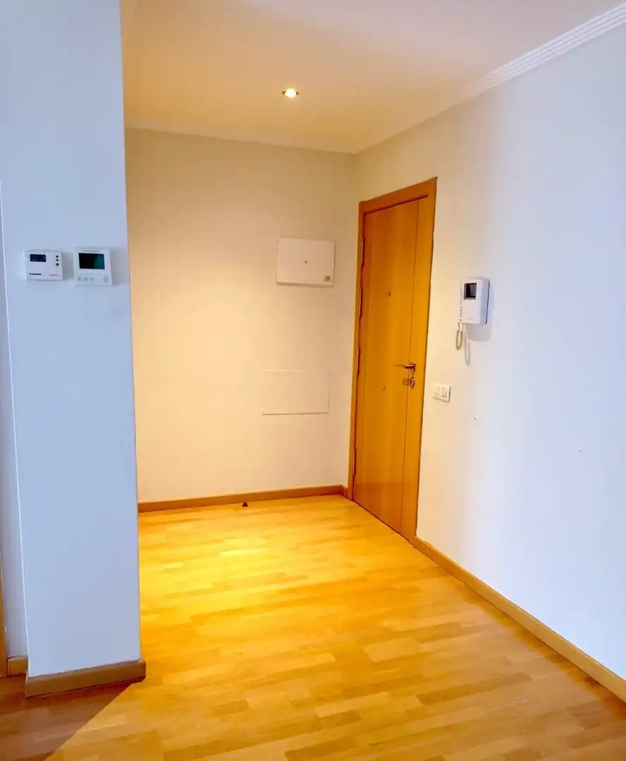 Planta baja de alquiler en Núcleo Urbano