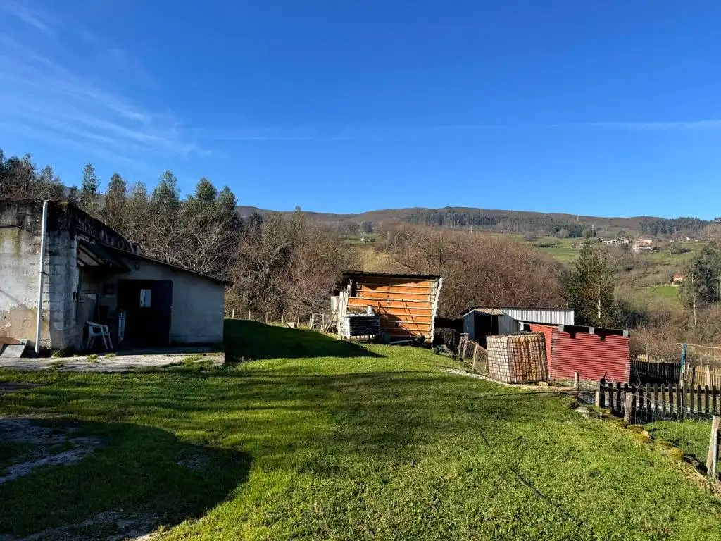 Residential zum Verkauf in Los Corrales de Buelna 