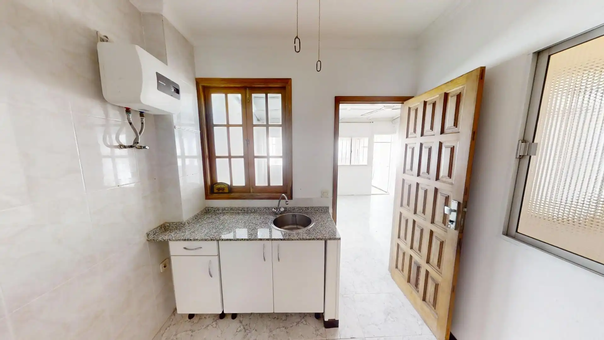 Cuina de Casa adosada en venda en Ingenio amb Terrassa, Traster i Balcó