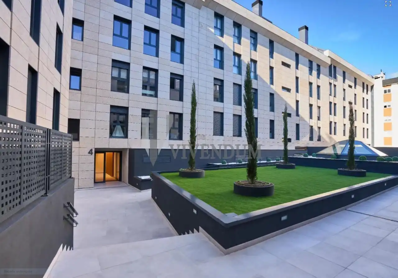 Terrasse von Wohnungen zum Verkauf in Vigo  mit Heizung, Schwimmbad und Haustechnik