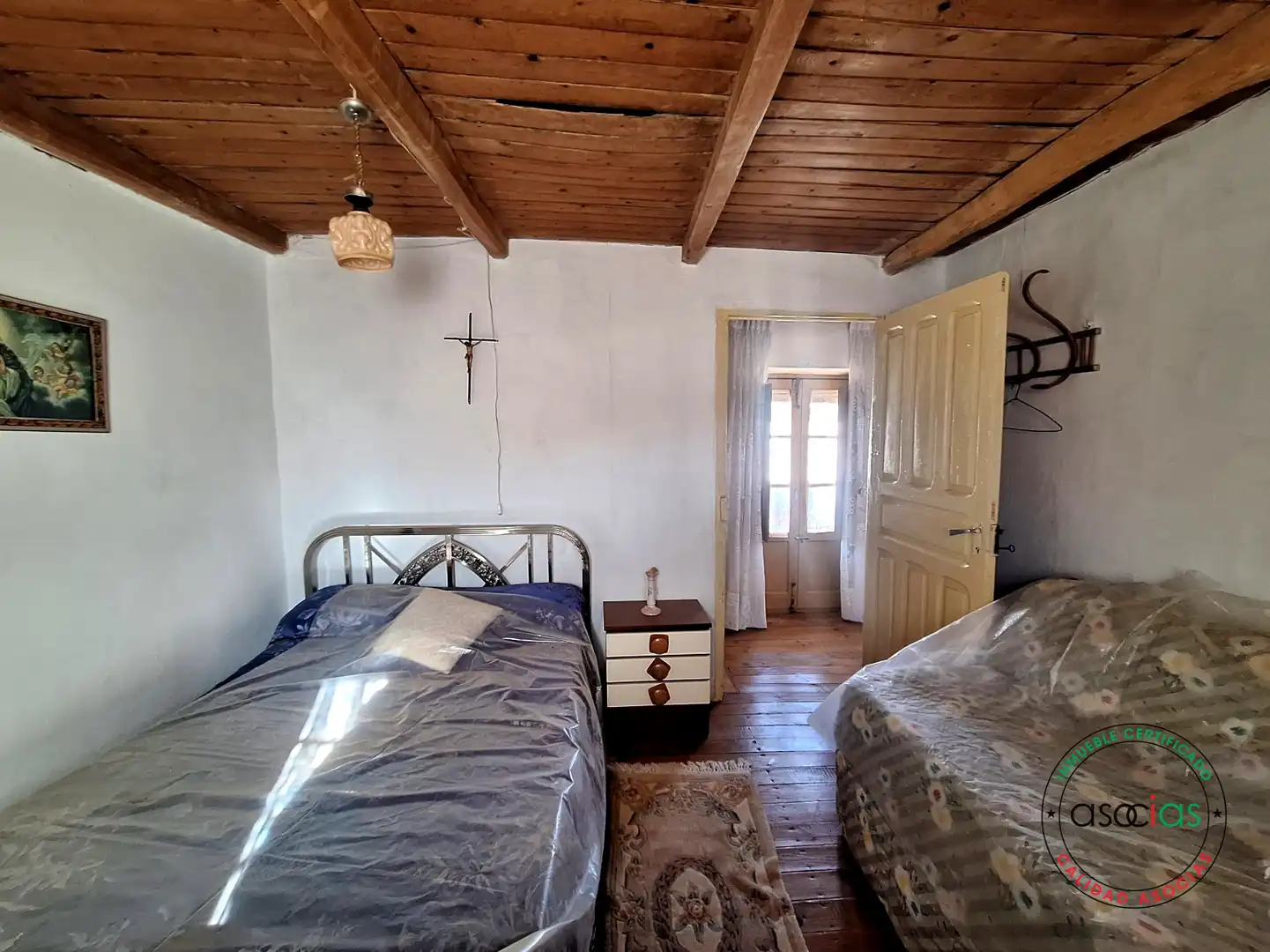 Dormitori de Casa o xalet en venda en Vallecillo amb Jardí privat