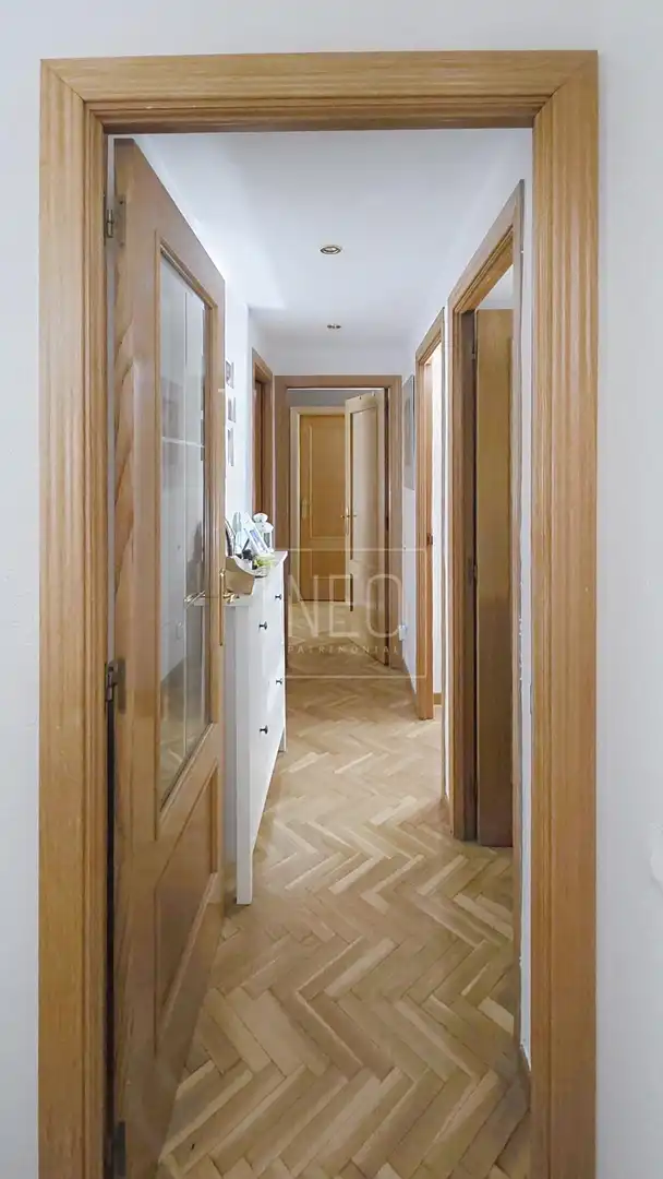 Wohnung zum Verkauf in Alcorcón mit Klimaanlage, Heizung und Privatgarten
