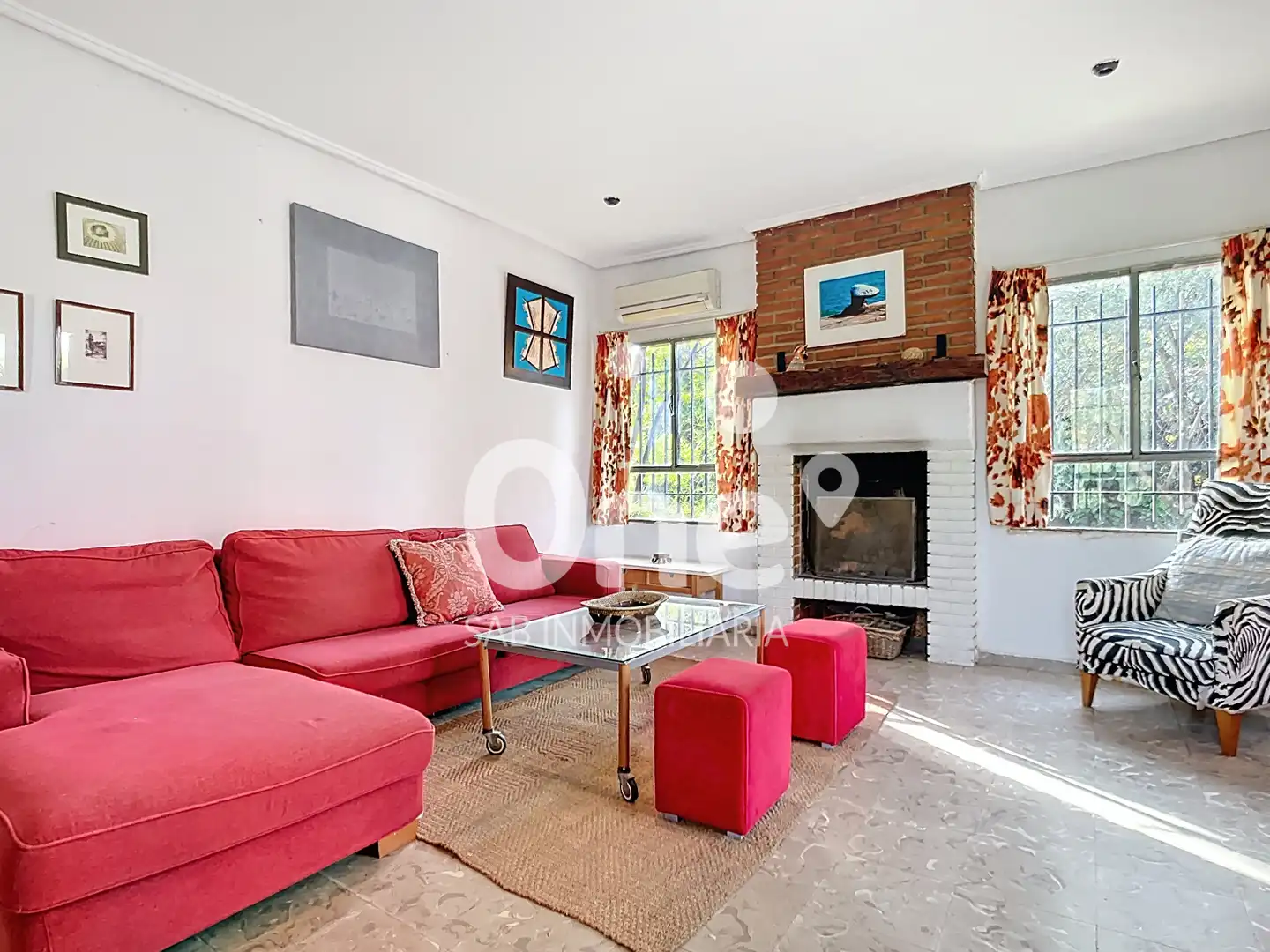 Sala de estar de Casa o chalet en venta en San Antonio de Benagéber con Jardín privado, Terraza y Piscina