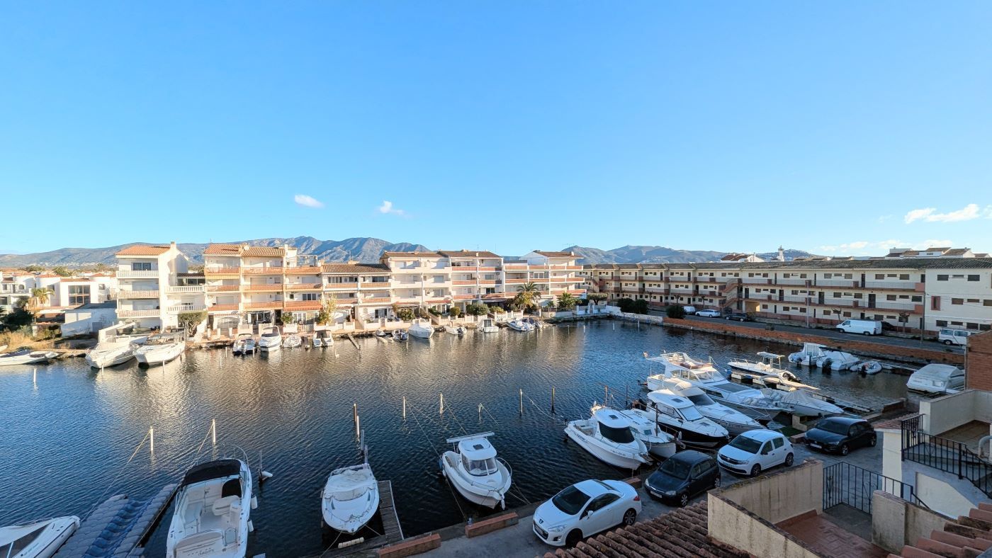 Bedroom of Apartment for sale in Empuriabrava  with Air Conditioner, Heating and Terrace