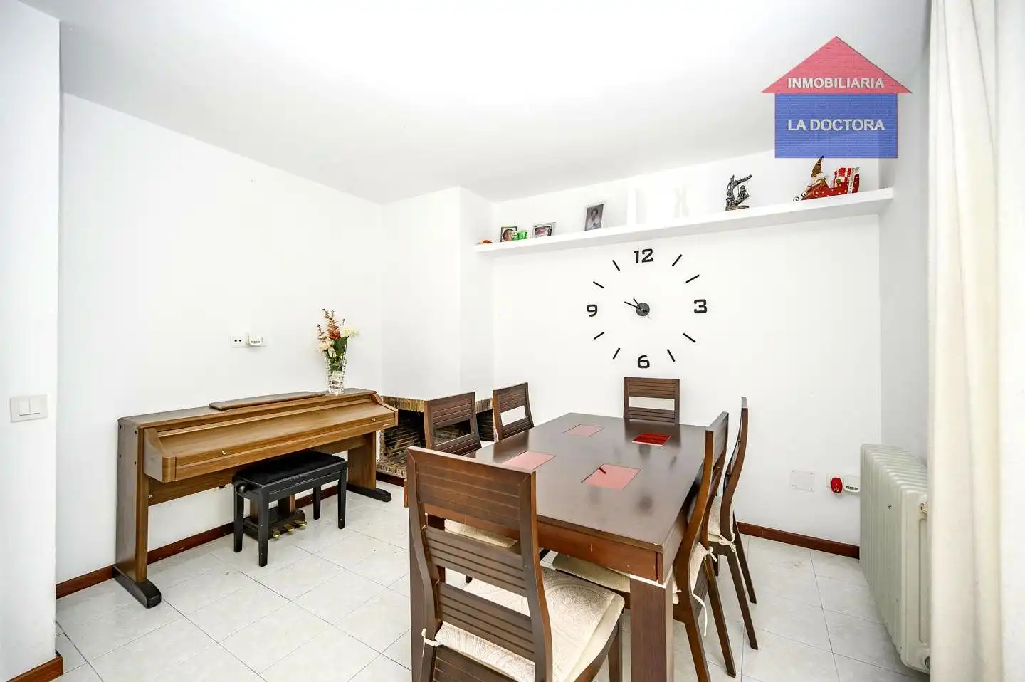 Comedor de Casa o chalet en venta en Navalcarnero con Calefacción, Jardín privado y Terraza