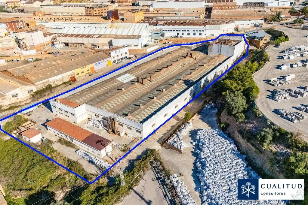 Außenansicht von Fabrikhallen zur Miete in L'Alcora
