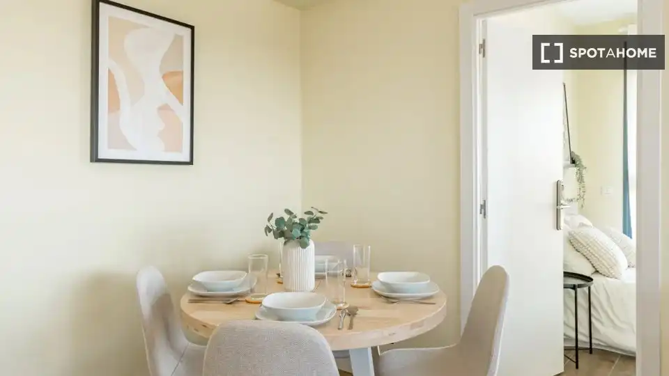 Dining room of Flat for rent in Madrid  with Air Conditioner, Heating and Furnished
