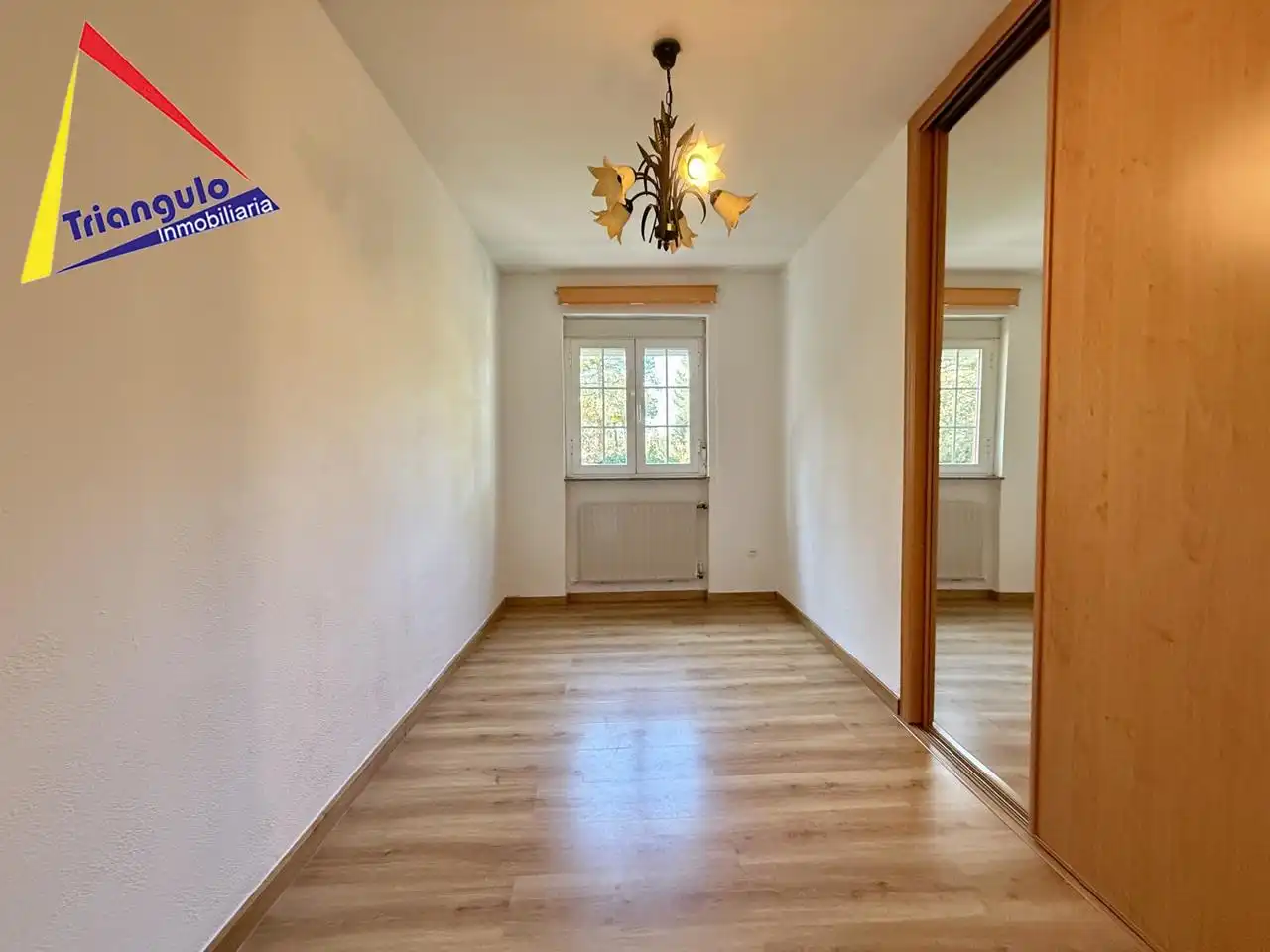 Habitación de Casa o chalet en venta en Marugán con Aire acondicionado, Calefacción y Jardín privado