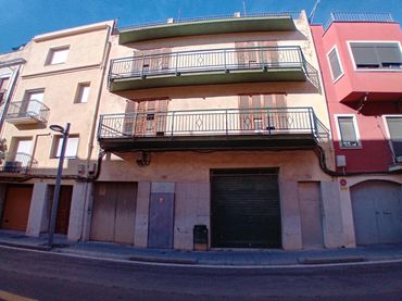 Adossat amb balcó en venda a Carrer de Masricart 36