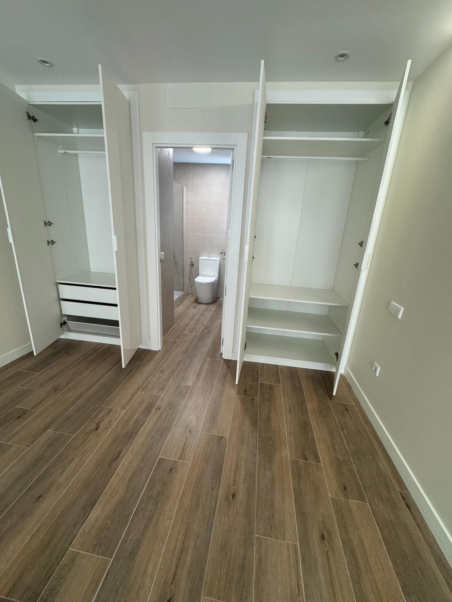 Bathroom of Loft to rent in Pinto  with Air Conditioner, Heating and Storage room