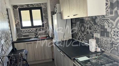 Foto 4 de Casa adosada en venta en Castillo de Locubín, Jaén