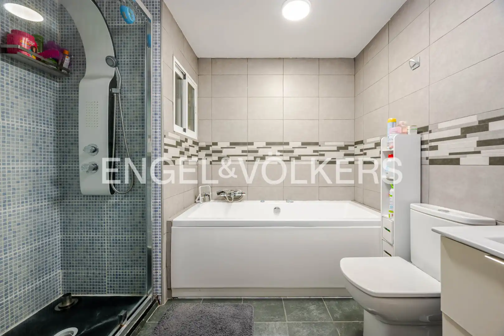 Flat with garden for sale in Zubiaurre Pasealekua, imagen 14