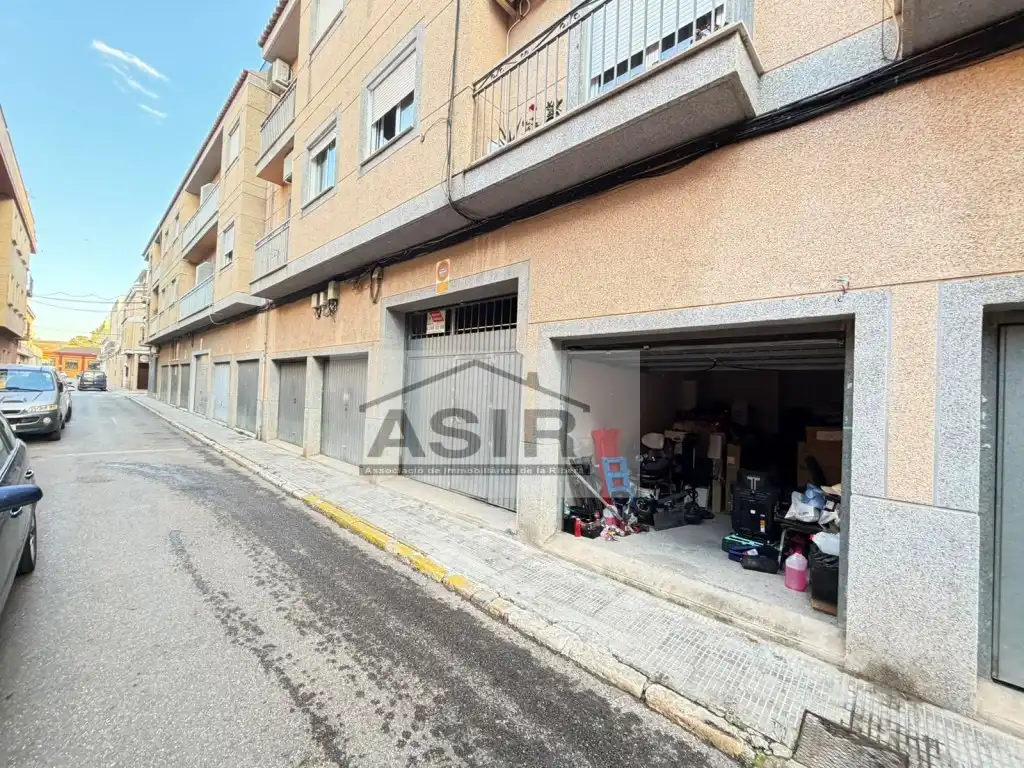 Garage zum Verkauf in Carcaixent