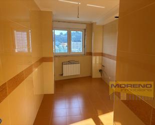 Bedroom of Flat for sale in Sarria