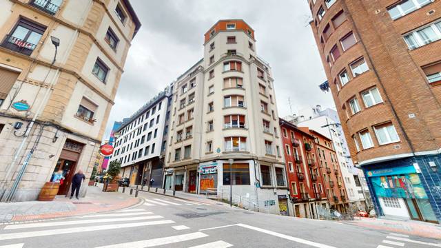 Piso en Venta en Calle Bruno Mauricio Zabala Kalea en Zabala