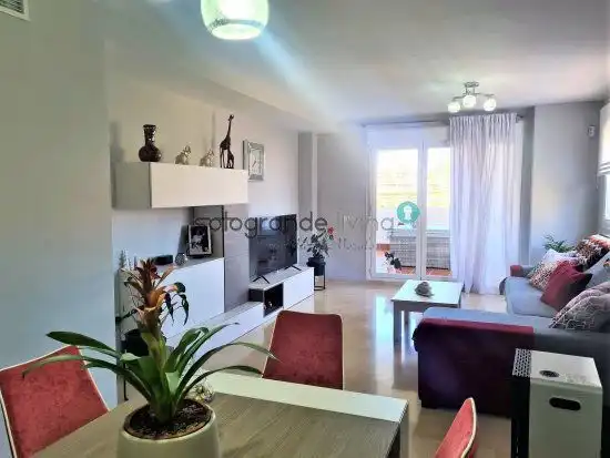 Apartment with pool for sale in La Duquesa, imagen 3