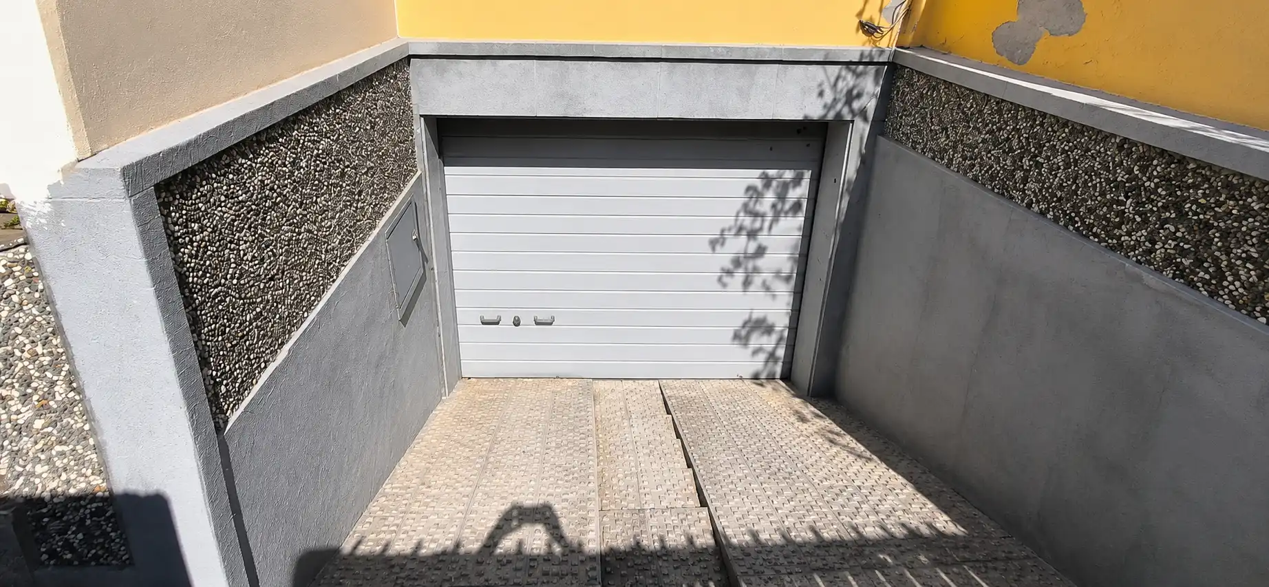 Aparcament de Casa adosada en venda en San Cristóbal de la Laguna amb Balcó i Alarma
