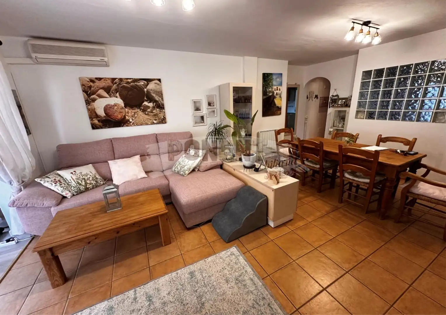 Living room of Ground floor for sale in Santa Eulària des Riu  with Air Conditioner, Terrace and Storage room