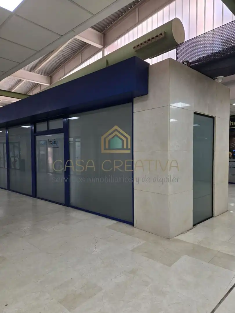 Vista exterior de Local de alquiler en Valencia