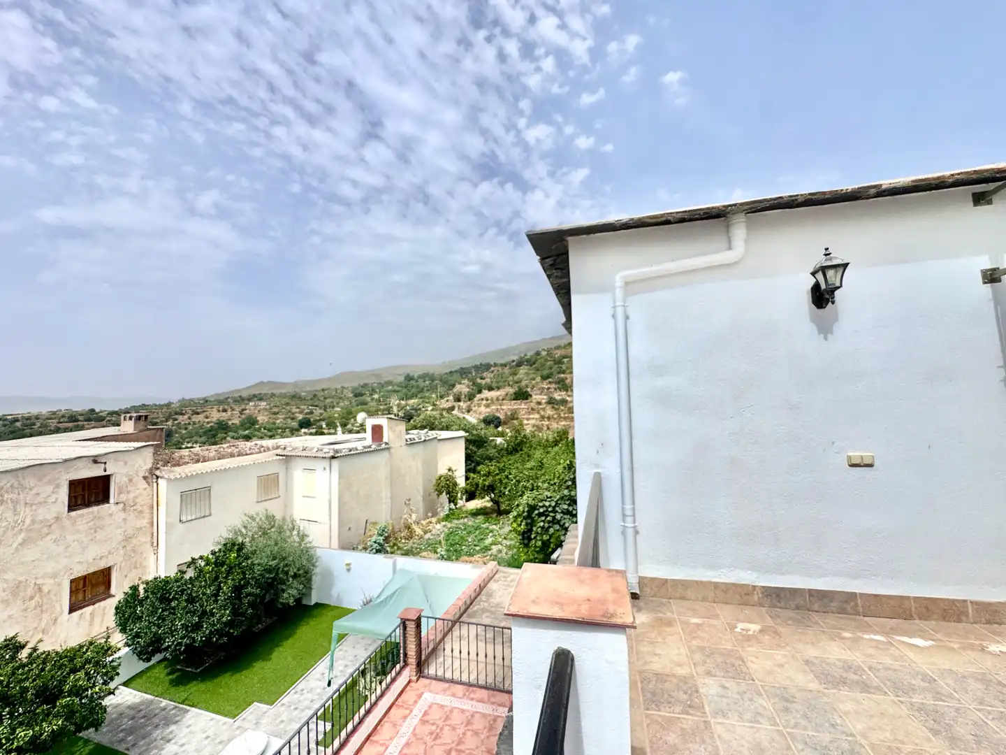 Terrassa de Casa o xalet en venda en Válor amb Calefacció, Jardí privat i Terrassa