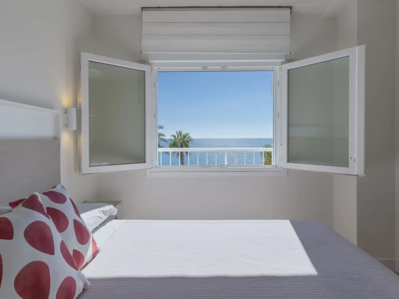 Bedroom of Flat for rent in La Herradura
