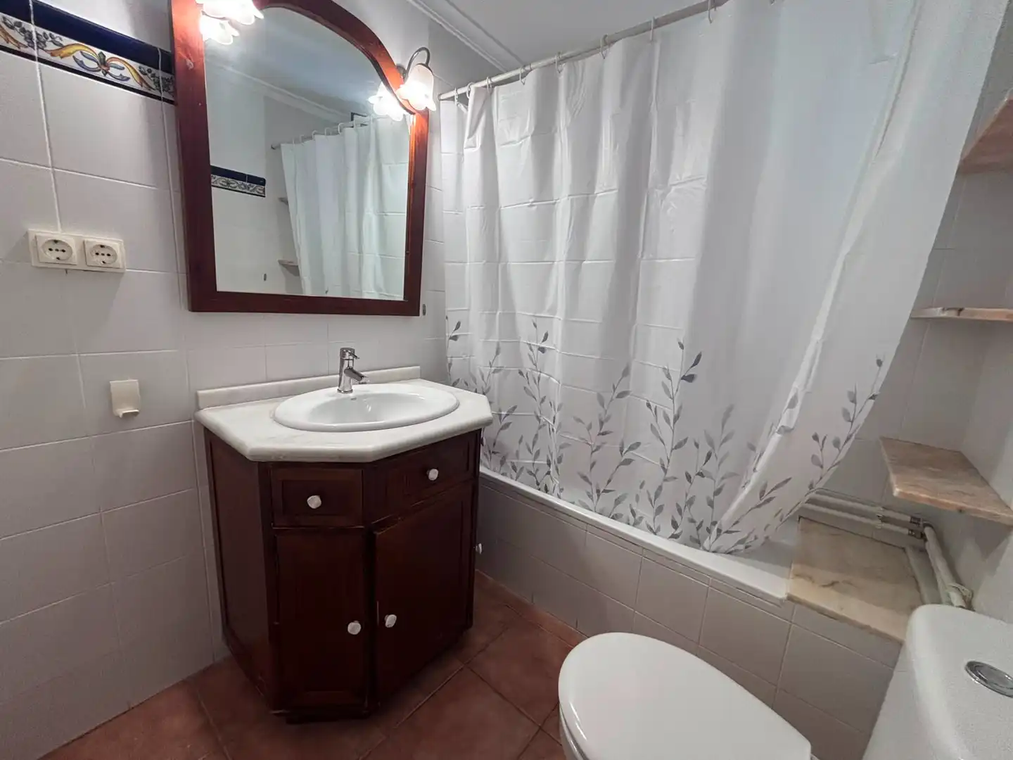 Badezimmer von Wohnung zur Miete in Burjassot mit Klimaanlage, Möbliert und Ofen