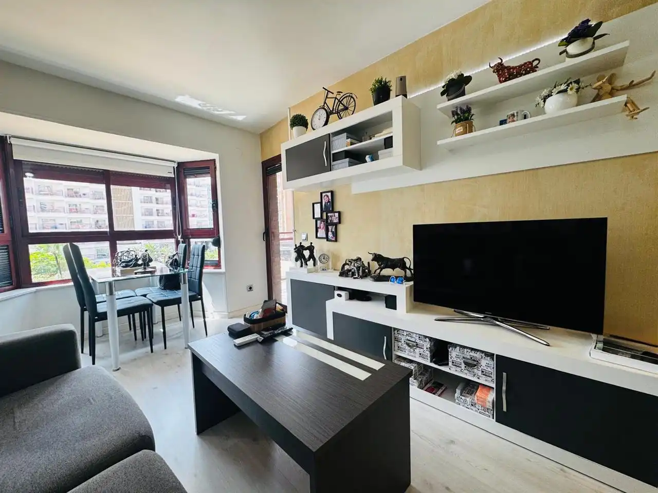 Flat with pool for sale in Rincón de Loix, imagen 2
