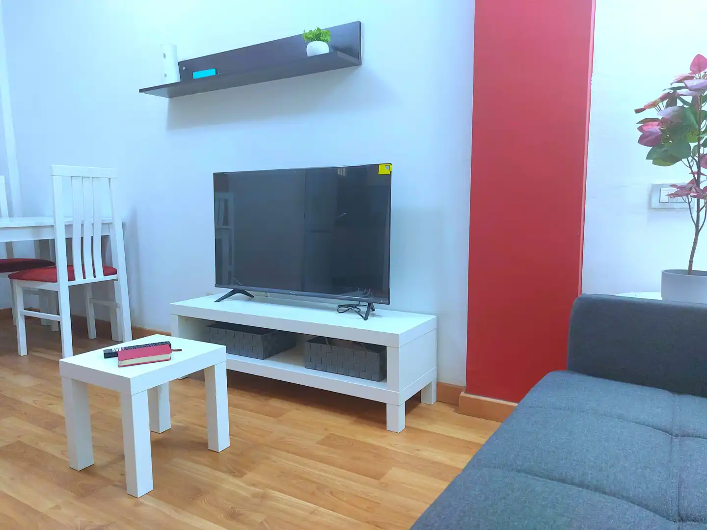 Sala de estar de Apartamento de alquiler en Telde con Amueblado, Horno y Lavadora