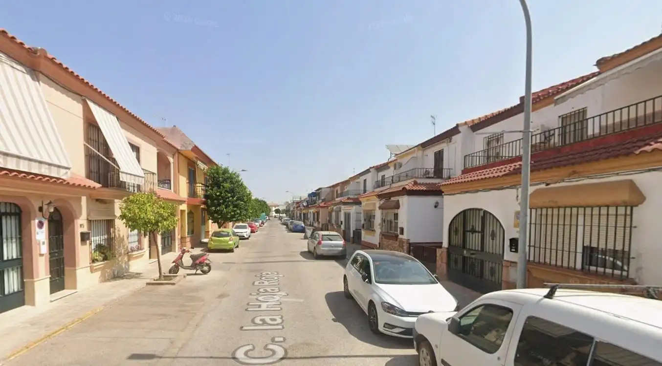 House for sale in HOJA ROJA (LA)