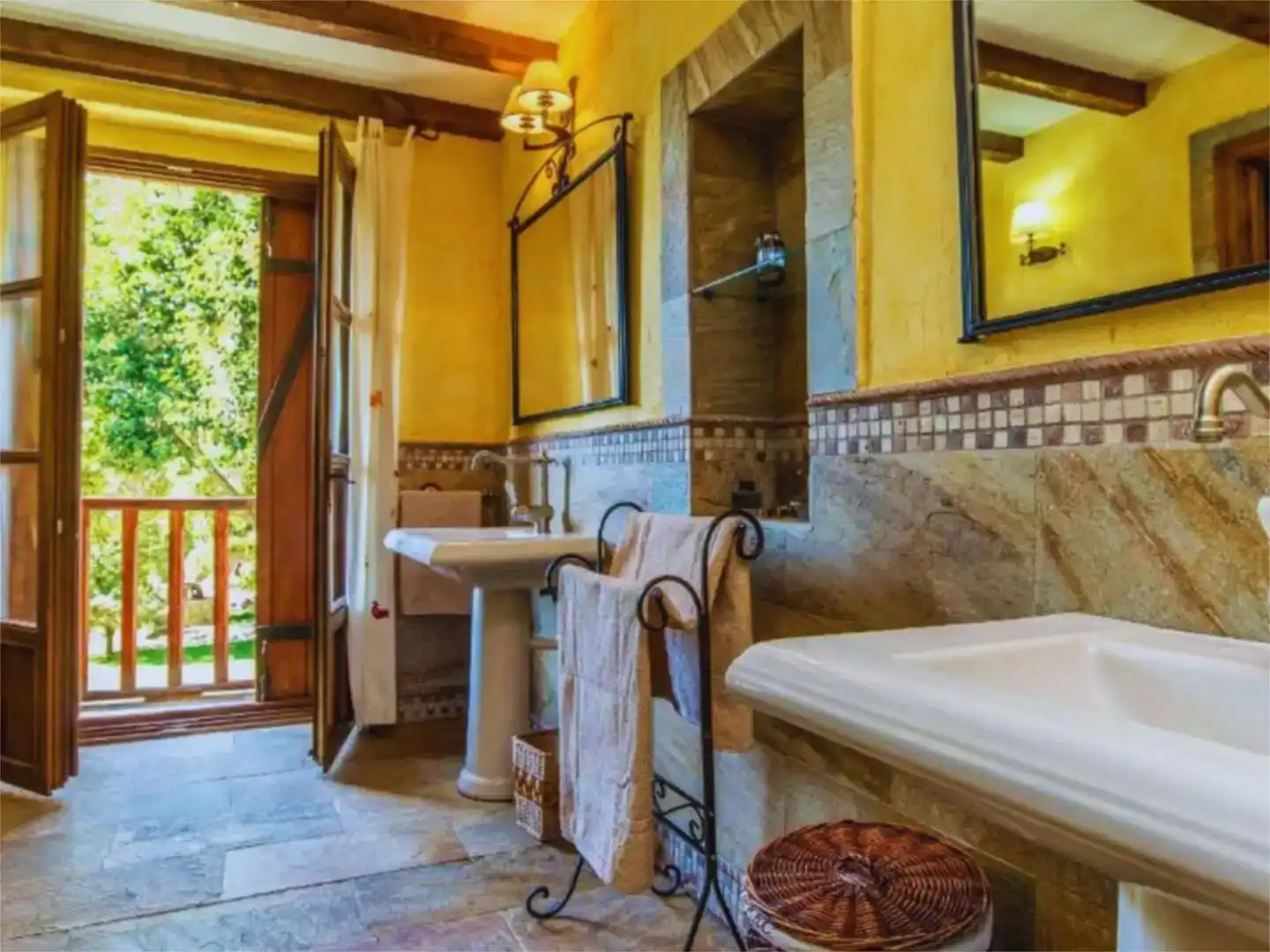 Baño de Piso en venta en Carabaña con Jardín privado, Piscina y Amueblado