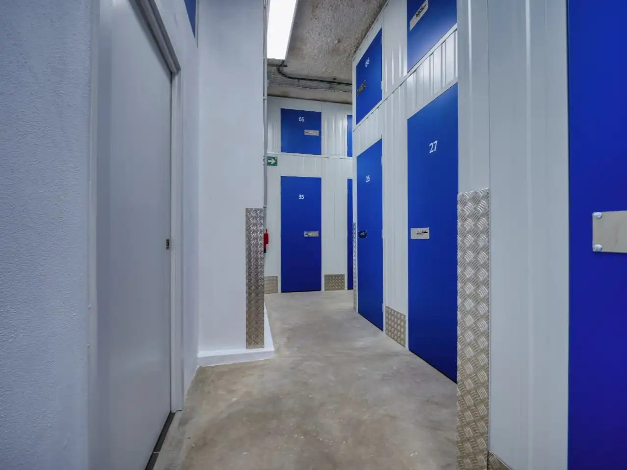 Storage room for rent in Sevilla  with Alarm